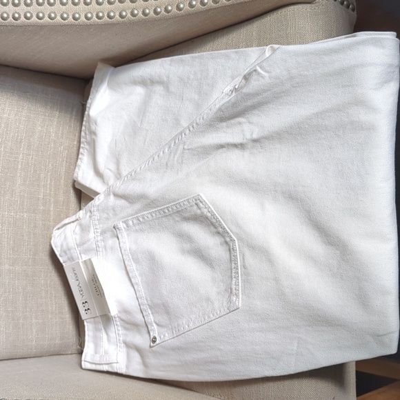 NWT Yoga Jeans Chloe Straight  Size 33 - Picture 9 of 10